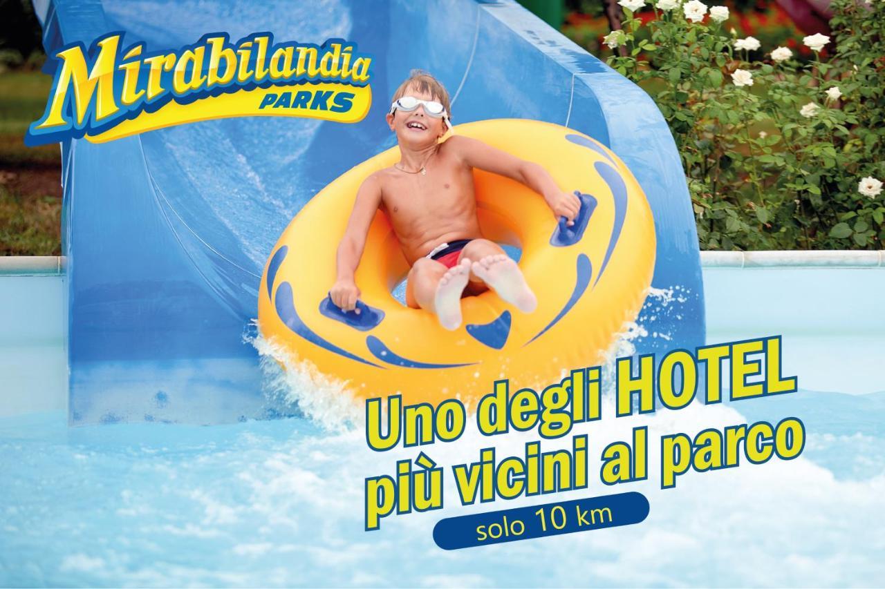 מילאנו מריטימה Hotel Elefantino Grey - Free Breakfast & Brunch Until 13-00 - Vicinissimi A Mirabilandia מראה חיצוני תמונה